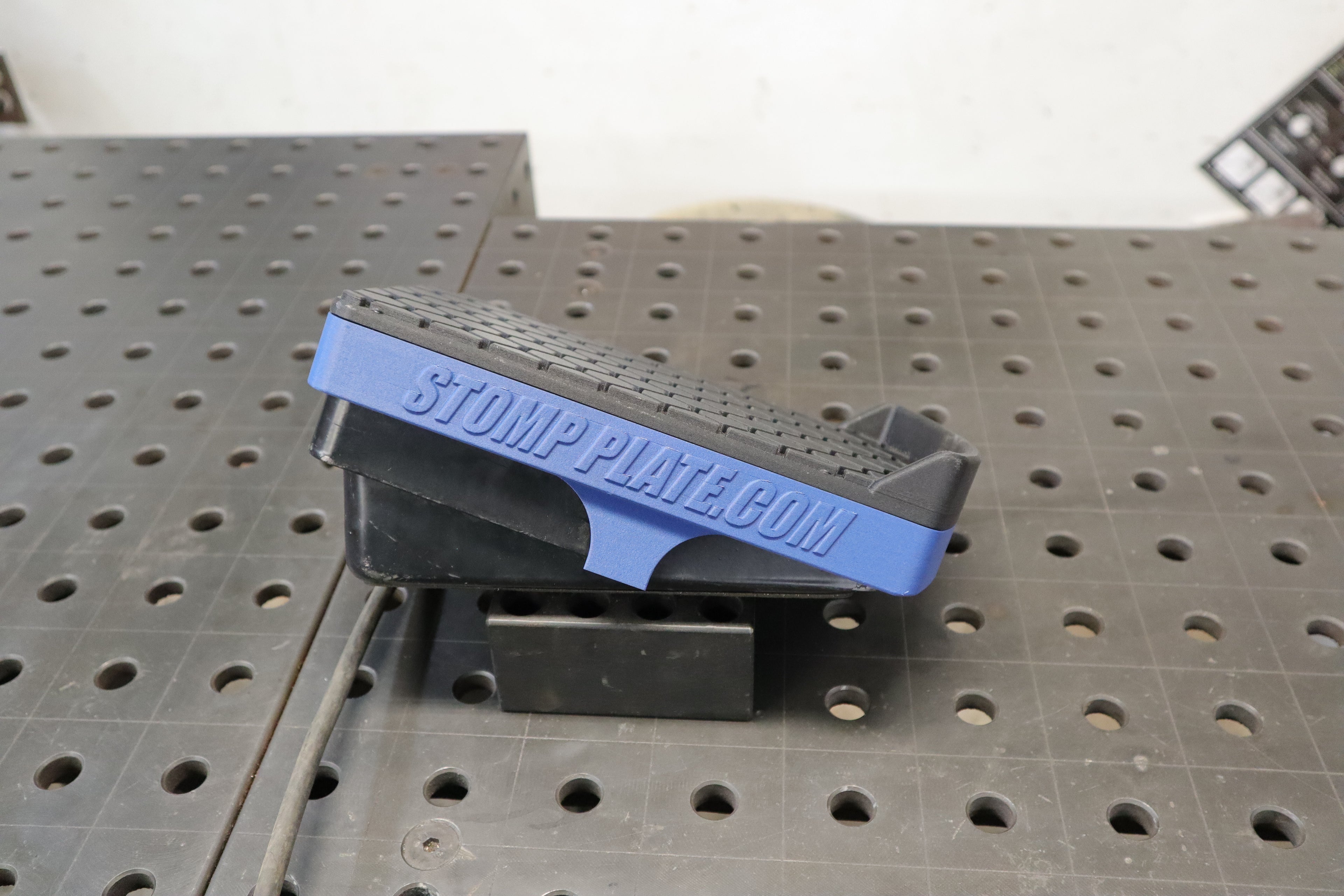 Stomp Plate
